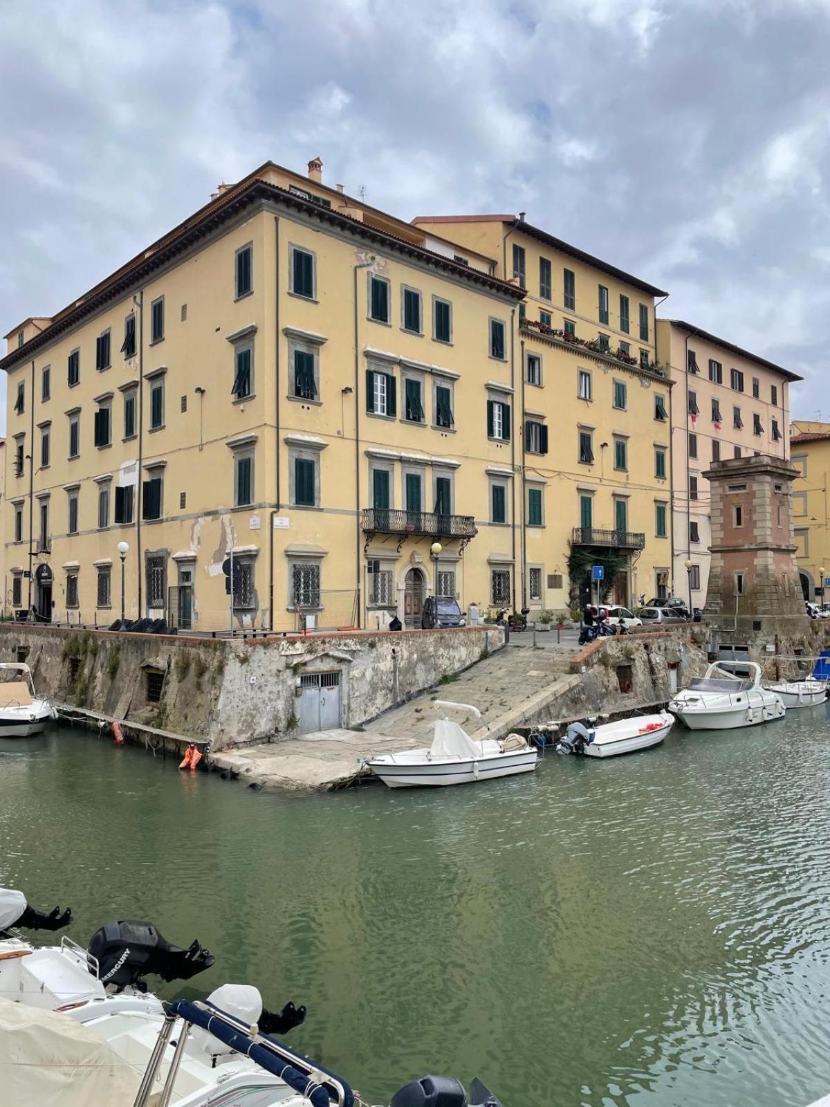 Waves Of Livorno New Modern Apartment Exterior foto